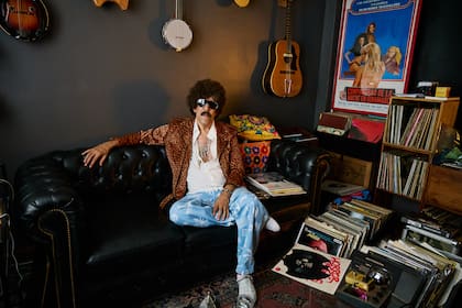 Carca y parte de su destacada colección de vinilos