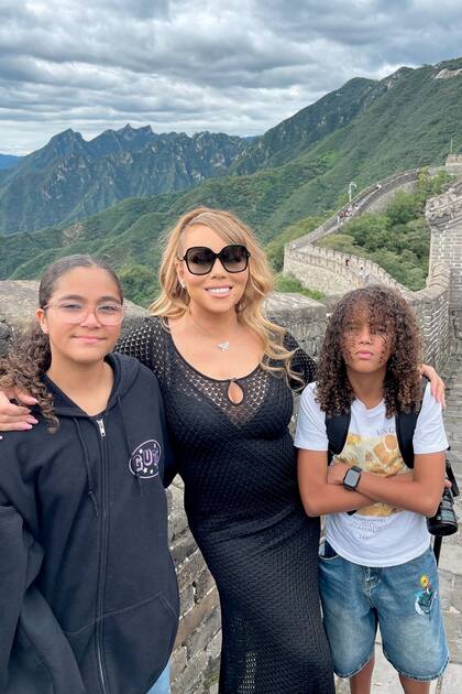 Carey con los mellizos Monroe y Moroccan, nacidos de su anterior relación con el rapero Nick Cannon.