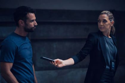 Carla Pandolfi, en la piel de la detective que investiga un asesinato en la exitosa serie de Netflix Diario de un gigoló