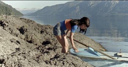 Carla Crespo en la piel de la fotógrafa Inés