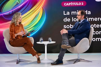 Carla Quiroga (LA NACION) y Gastón Ghioni, subsecretario de Energía de la provincia de Buenos Aires