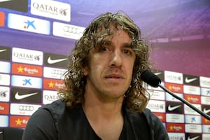 El tuit de Carles Puyol donde lamenta el ataque al micro de Boca