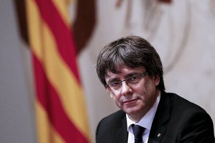 Carles Puigdemont reconoció haber enviado los mensajes