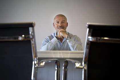 Carli Jimenez conoce el ADN del cuarteto: es el hijo de La Mona, tuvo su propia banda de cuarteto y dio clases a chicos de zonas carenciadas