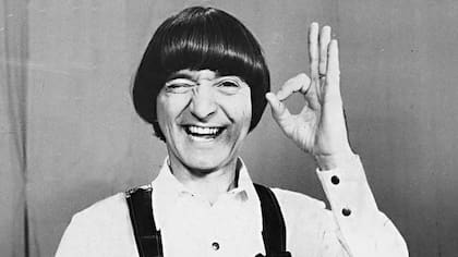 Carlitos Balá y su clásico gesto y flequillo