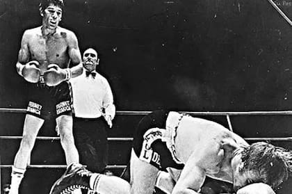 Pasaron 50 años: el piñazo de KO a Nino Benvenuti y la gloria de Carlos Monzón