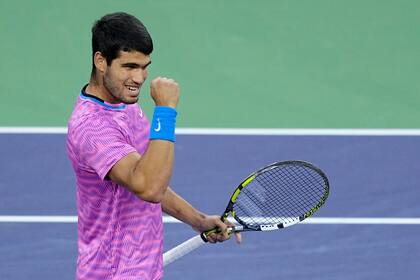 Carlos Alcaraz es el mejor preclasificado entre los hombres, ante la ausencia de Novak Djokovic