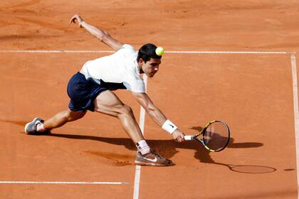 Carlos Alcaraz juega la final del Abierto de Hamburgo