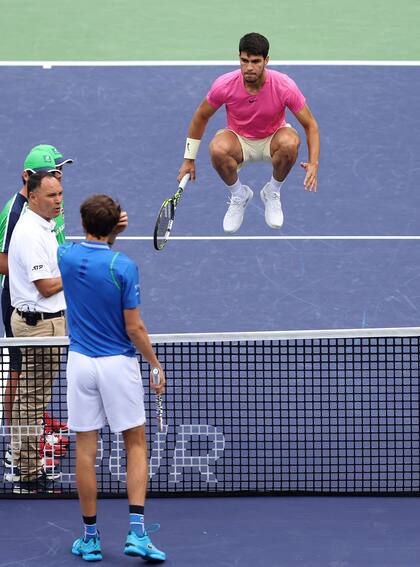 Carlos Alcaraz parece estar muy por encima de Daniil Medvedev; un efecto óptico previo a la final; en el juego, el español fue ampliamente superior