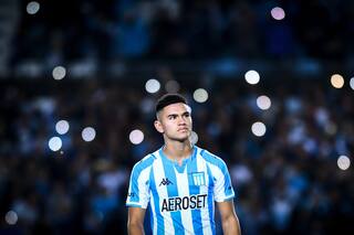 La segunda mejor venta de la historia de la Academia nació con un gol y terminó con un título