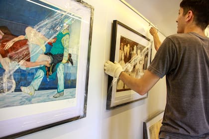 Carlos Alonso, quien vive en Unquillo, donó estos trabajos para la inauguración del Museo Rodante