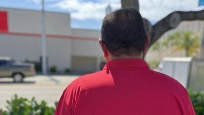 Carlos aún no ha decidido si se marchará de Florida