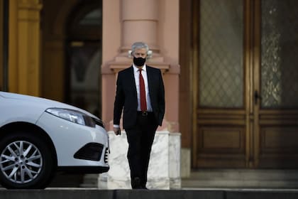 El abogado de Cristina Kirchner, Carlos Beraldi, a la salida de la Casa Rosada