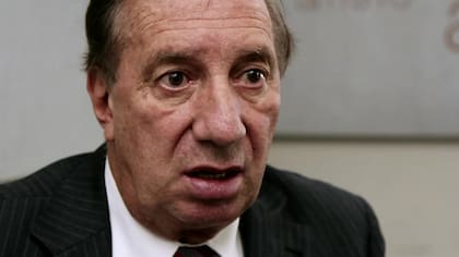 Carlos Bilardo se enteró más tarde de la muerte de Maradona