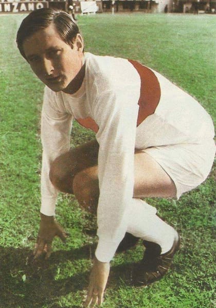 Carlos Bulla, en su etapa de jugador de Platense