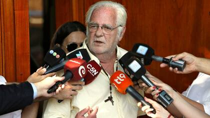 Carlos Carrascosa ayer, en Luján, después de que el Servicio Penitenciario bonaerense le quitase la tobillera electrónica