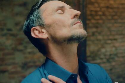 Carlos Casella hará un micro recital