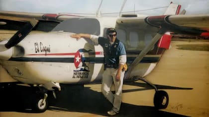 Carlos Costa, que pilotaba una de las dos avionetas, fue uno de los cuatro activistas de Hermanos al Rescate que murieron en el ataque