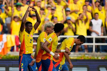 Carlos Cuesta, uno de los autores del gol ante Argentina la fecha pasada, no estará presente en esta doble fecha de Eliminatorias debido a una lesión (AP Foto/Fernando Vergara)