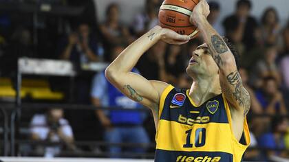 Carlos Delfino con la camiseta de Boca