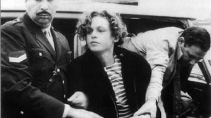 Carlos Eduardo Robledo Puch fue un asesino múltiple argentino, uno de los mayores sociópatas y criminales de la historia del país