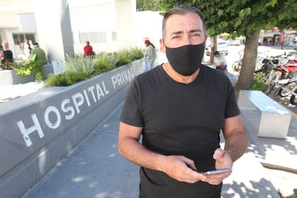 Carlos Montín, padre de la víctima, aseguró que su hijo sufrió una hemorragia interna por los golpes en la cabeza