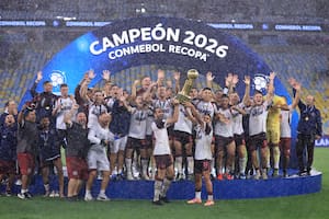 Lanús le ganó a Flamengo en una final inolvidable bajo la lluvia y es el campeón de la Recopa Sudamericana