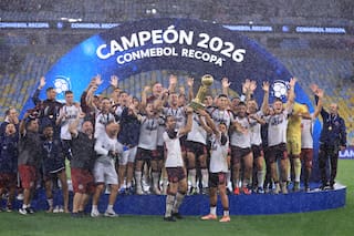 Lanús le ganó a Flamengo en una final inolvidable bajo la lluvia y es el campeón de la Recopa Sudamericana