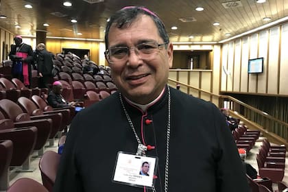 El obispo Carlos Tissera, presidente de Cáritas, recordó el mensaje de la Iglesia en favor de la dignidad humana y el trabajo