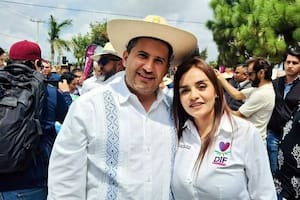El alcalde asesinado en México será reemplazado por su viuda tras violentas protestas