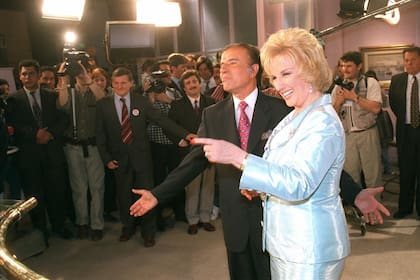 Carlos Menen almorzó en varias oportunidades con Mirtha Legrand, octubre de 1997