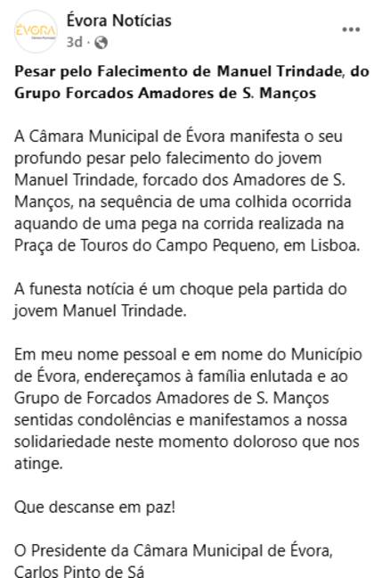 Carlos Pinto de Sá, Presidente de la Cámara Municipal de Évora, se unió al luto por el fallecimiento de Manuel Maria Trindade (Facebook: Évora Notícias)