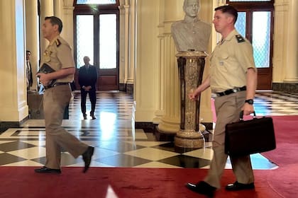 Carlos Presti, cuando llegó a Casa Rosada para su primera reunión de Gabinete