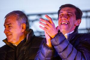 El gobernador de Jujuy se despegó de la detención de dos hombres por tuitear sobre Morales y su esposa