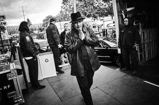 Carlos Santana: "La música nunca me agota ni me deja exhausto"