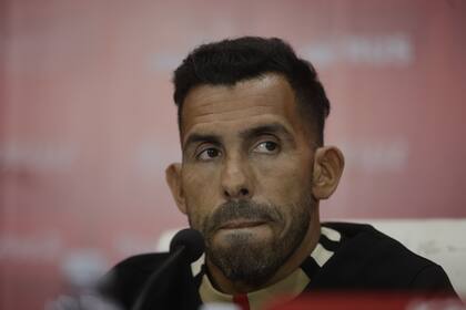 Carlos Tevez asumió como entrenador de Independiente y dejó un sinfín de frases fuertes