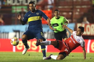 Cómo fue el regreso de Tevez a la cancha de Argentinos, en La Paternal
