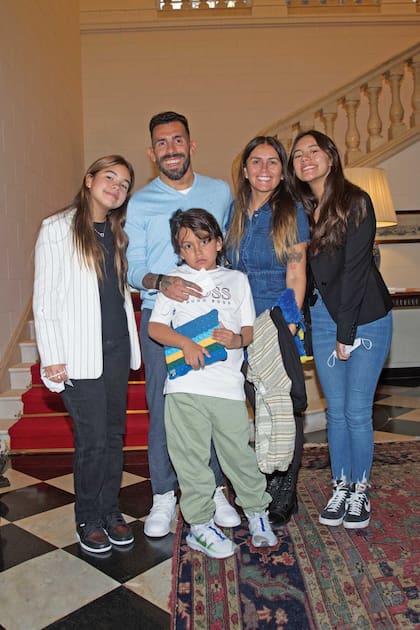 Carlos Tevez, en familia, lo que más valora.