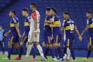 Boca goleó a Caracas y llega con confianza al sorteo de octavos de la Copa