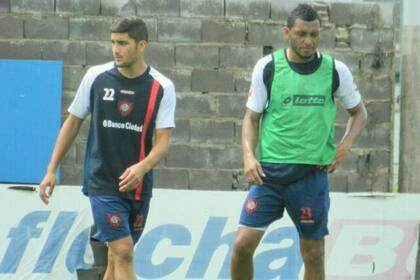 Carlos Valdés sería titular en el clásico ante Racing