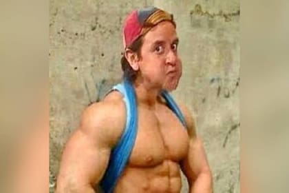 Carlos Villagrán montó fotográficamente un Kiko fuerte y musculoso para responder humorísticamente al llamado "bikinazo" de la Chilindrina