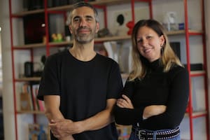 Son argentinos, crearon un trofeo que llegó a las manos de los mejores jugadores y ahora serán premiados en Italia