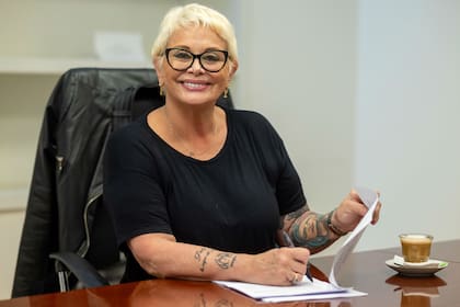 Carmen Barbieri firmó contrato con EL Nueve, para un programa que comenzará a finales de mayo