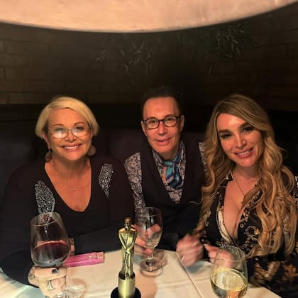 Carmen Barbieri, Marcelo Polino y Fátima Florez la noche en la que habría surgido el fogoso romance entre la imitadora y Federico Bal