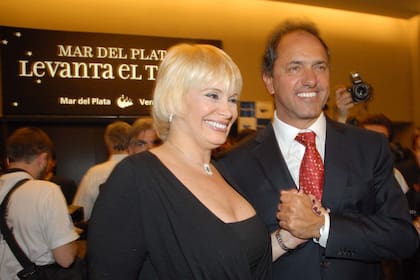 Carmen Barbieri y Daniel Scioli noviaron siendo adolescentes. Aquel amor se transformó en una cálida amistad