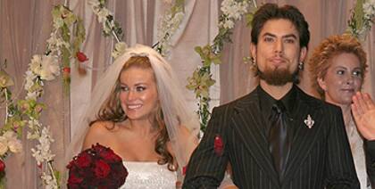 Carmen Electra y Dave Navarro se casaron en 2002