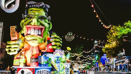 El Carnaval Lincoln se hace por seis noches, distribuidas en dos fines de semana