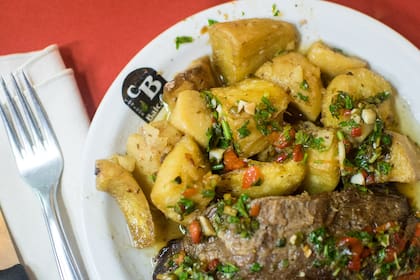 Carne al horno con papas