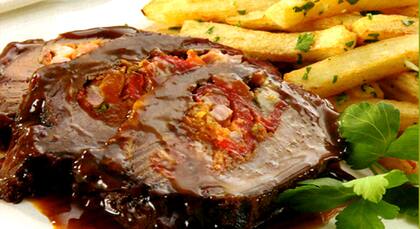 Carne de ternera rellena con vegetales