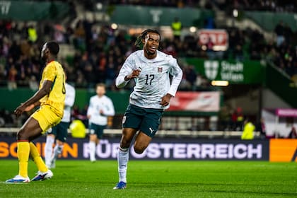 Carney Chukwuemeka puso el cuarto inmediatamente después del descuento ghanés: un golazo a puro toques y un remate final sin dudar.